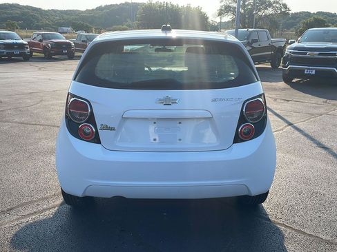 Used 2015 Chevrolet Sonic LT FWD image 4
