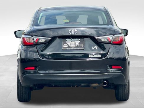Used 2018 Toyota Yaris iA FWD image 10