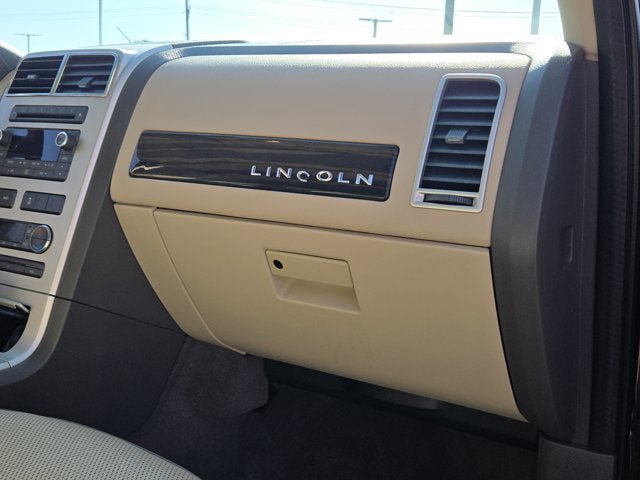 Used 2010 Lincoln MKX 2WD image 5