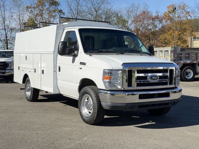 Used 2015 Ford E-350 and Econoline 350 Super Duty w/ Power Windows & Locks Group