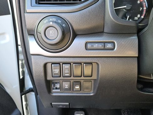 Used 2024 Nissan Titan PRO-4X w/ Off Road Protection Package AWD/4WD image 16