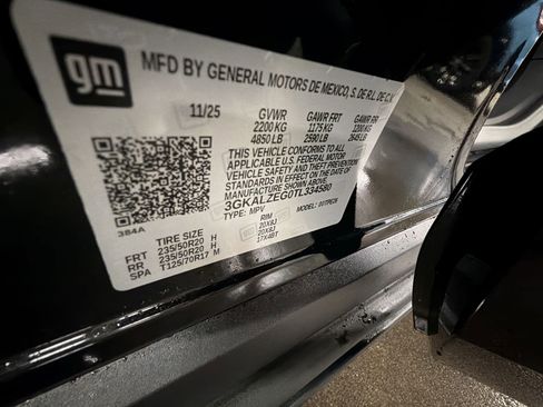 New 2026 GMC Terrain Denali w/ LPO, Floor Liner Package image 32