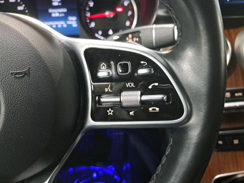 Used 2022 Mercedes-Benz GLC 300 4MATIC image 19