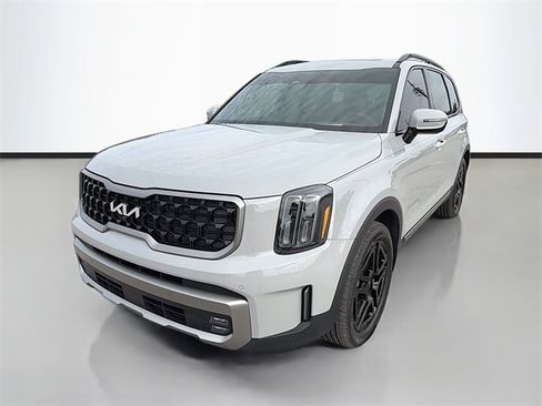 Used 2023 Kia Telluride SX Prestige X-Line image 2