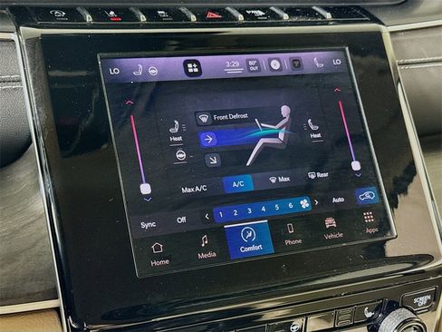 Used 2022 Jeep Grand Cherokee Limited image 13