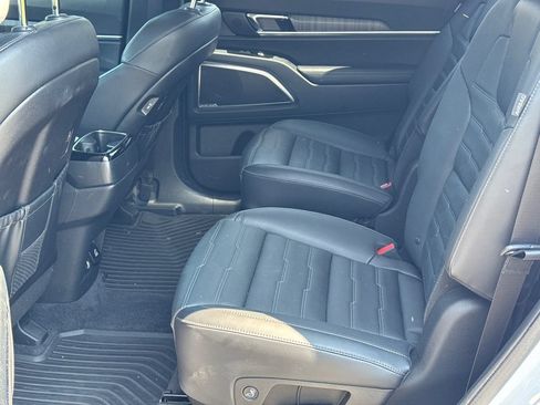 Used 2024 Kia Telluride SX Prestige AWD/4WD image 21