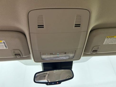 Used 2013 Buick Verano FWD image 24