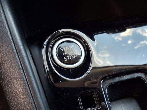 Used 2022 Nissan Kicks S FWD image 15