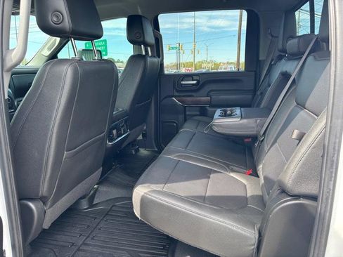 Used 2023 GMC Sierra 2500 SLT image 13