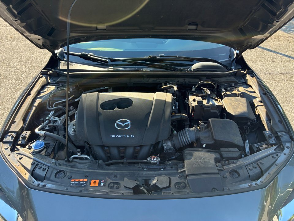 Used 2022 MAZDA MAZDA3 s FWD image 16