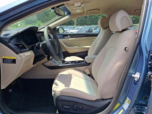 Used 2017 Hyundai Sonata Sport w/ Cargo Package FWD image 13