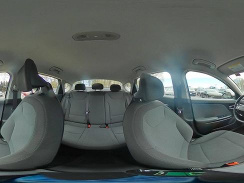 Used 2025 Kia K4 FWD image 40