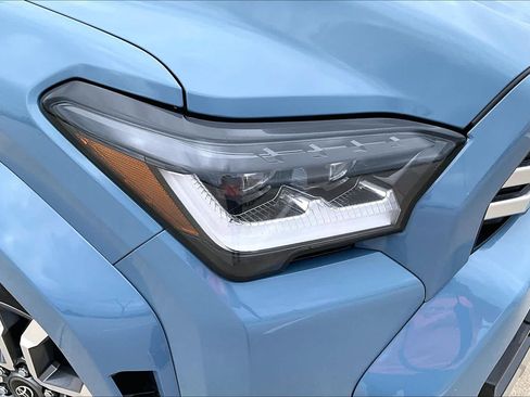 New 2026 Toyota 4Runner Limited AWD/4WD image 13