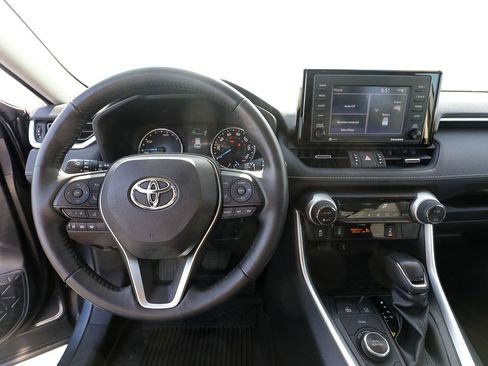 Used 2022 Toyota RAV4 XLE Premium AWD/4WD image 13