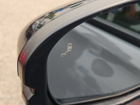Certified 2024 Honda HR-V Sport image 19