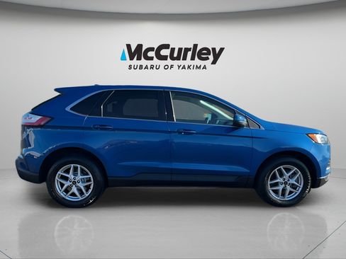 Used 2023 Ford Edge SEL AWD/4WD image 4