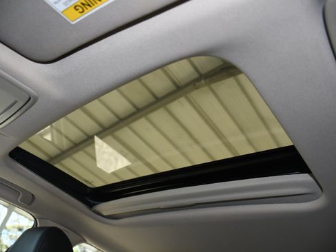 Used 2024 Honda Civic Touring image 7