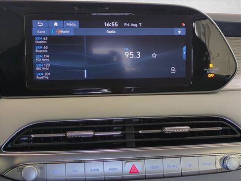 Used 2021 Hyundai Palisade Limited AWD/4WD image 18