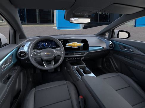 New 2026 Chevrolet Equinox EV LT image 15