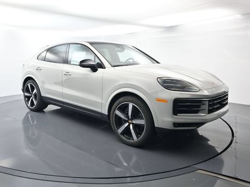 Certified 2026 Porsche Cayenne Coupe AWD/4WD image 17