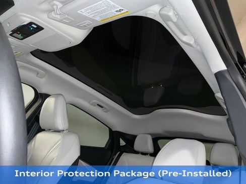 Used 2022 Ford Mustang Mach-E Premium image 4