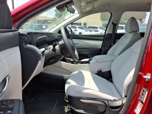 Certified 2026 Hyundai Tucson SE FWD image 15