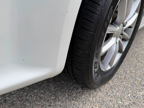 Used 2016 Dodge Grand Caravan SE FWD image 36