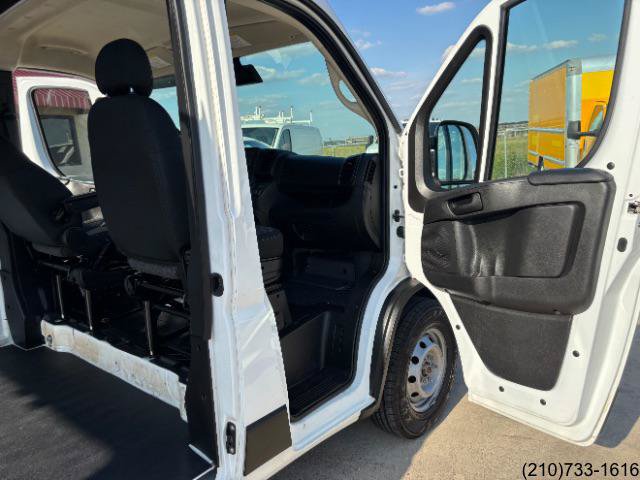 Used 2024 RAM ProMaster 2500 w/ Convenience Group FWD image 27