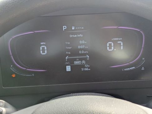 Used 2025 Kia Sportage LX FWD image 28