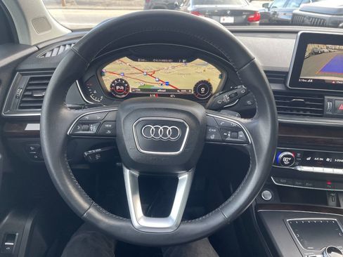 Used 2019 Audi Q5 2.0T Premium Plus w/ Premium Plus Package image 36