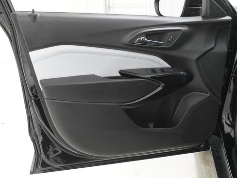 New 2026 Chevrolet Trax LT w/ LT Convenience Package image 13