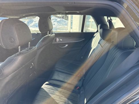 Used 2021 Mercedes-Benz E 450 4MATIC All-Terrain Wagon image 7