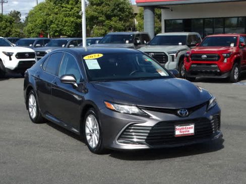 Used 2024 Toyota Camry LE FWD image 2