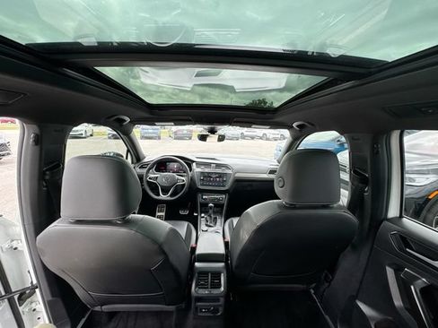 Used 2022 Volkswagen Tiguan SE R-Line AWD/4WD image 20