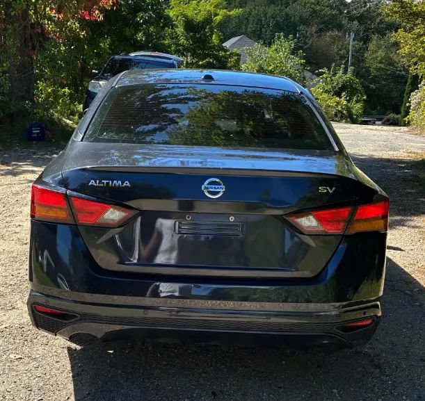 Used 2021 Nissan Altima 2.5 SV FWD image 7