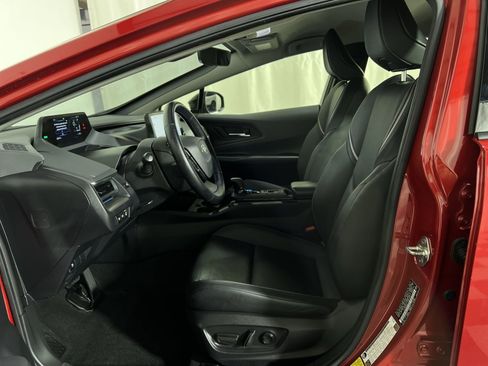 Used 2023 Toyota Prius XLE AWD/4WD image 26