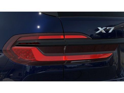 New 2027 BMW X7 xDrive40i w/ Executive Package AWD/4WD image 8