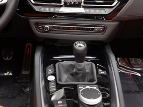 Used 2025 BMW Z4 M40i w/ Edition image 89