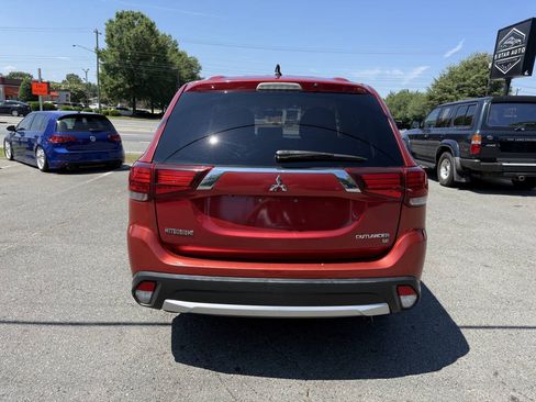 Used 2016 Mitsubishi Outlander SE FWD image 6