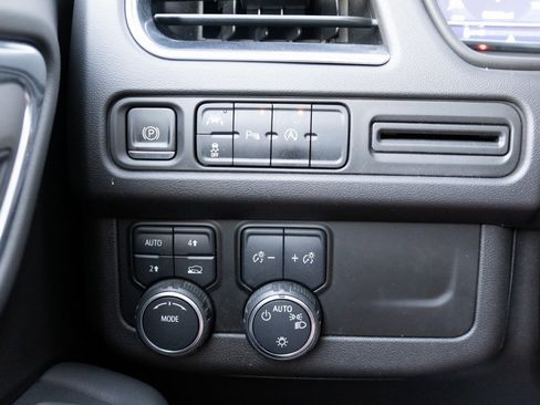 Used 2023 Chevrolet Tahoe RST image 10