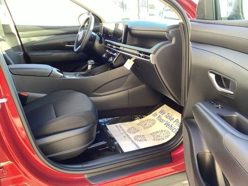 New 2026 Hyundai Tucson SEL image 18