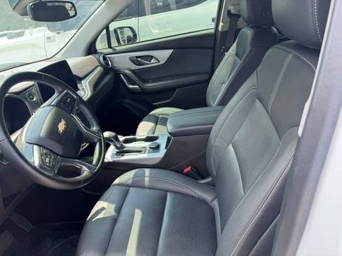 Used 2024 Chevrolet Blazer LT w/ LPO, Floor Liner Package FWD image 9