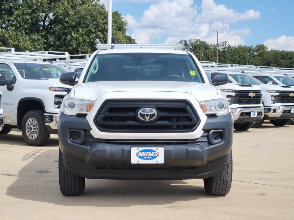 Used 2022 Toyota Tacoma SR RWD image 2