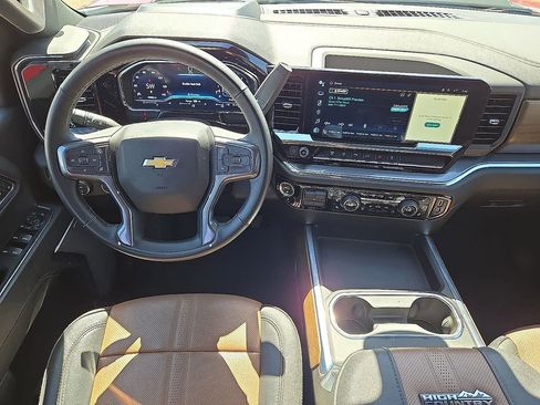 Used 2024 Chevrolet Silverado 3500 High Country w/ High Country Premium Package AWD/4WD image 18