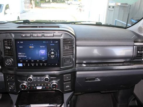 Used 2024 Ford F250 Lariat w/ Lariat Ultimate Package AWD/4WD image 34
