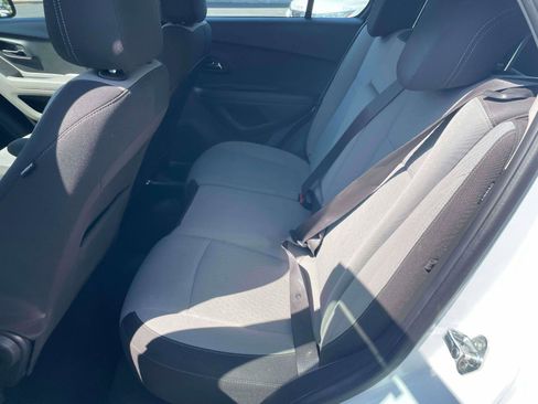 Used 2016 Chevrolet Trax LS FWD image 6