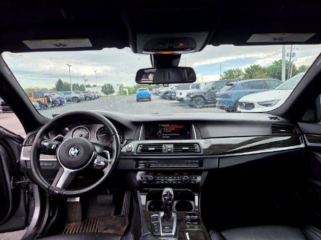 Used 2016 BMW 550i xDrive Sedan w/ M Sport AWD/4WD image 6
