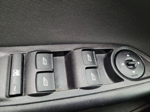 Used 2016 Ford Focus SE image 27