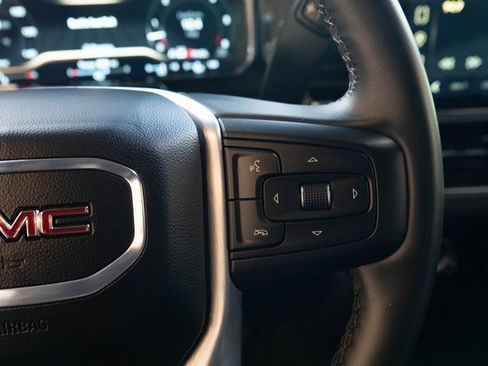 Used 2024 GMC Sierra 1500 SLT image 24