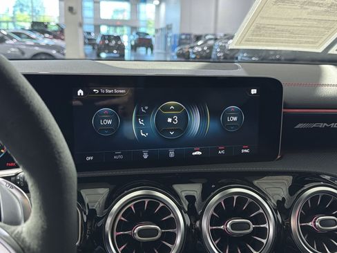 Used 2020 Mercedes-Benz CLA 35 AMG 4MATIC image 21